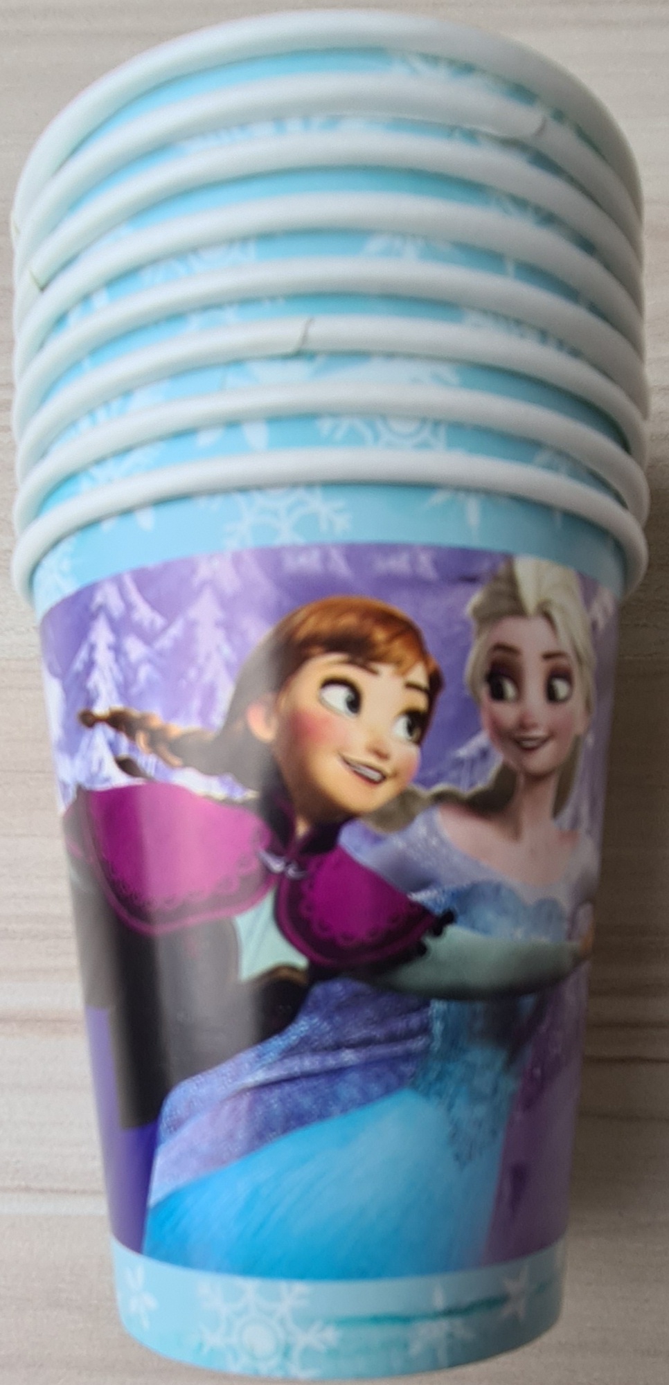 FROZEN DESENLİ KARTON BARDAK